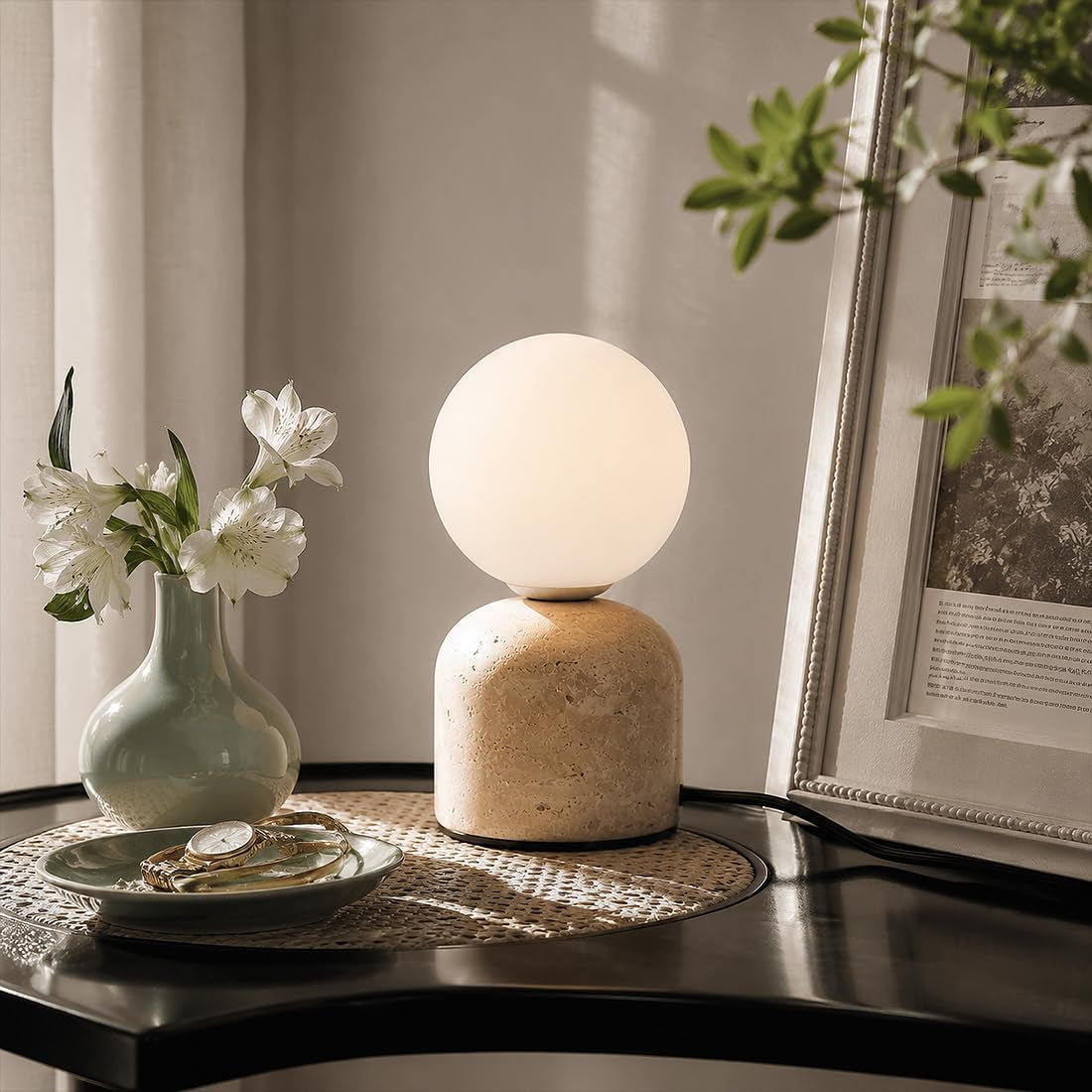Tina: Travertine Lamp