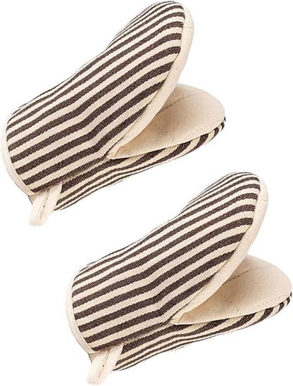 1 Pair Mini Oven Mitts – Heat-Resistant Kitchen Short Gloves with Hanging Loop (Khaki)