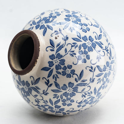 Silke: Ceramic Vase 
